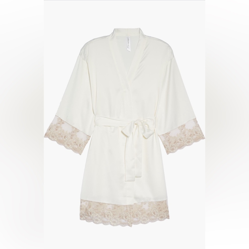 Flora Nikrooz Rosa Satin Robe Ivory Small